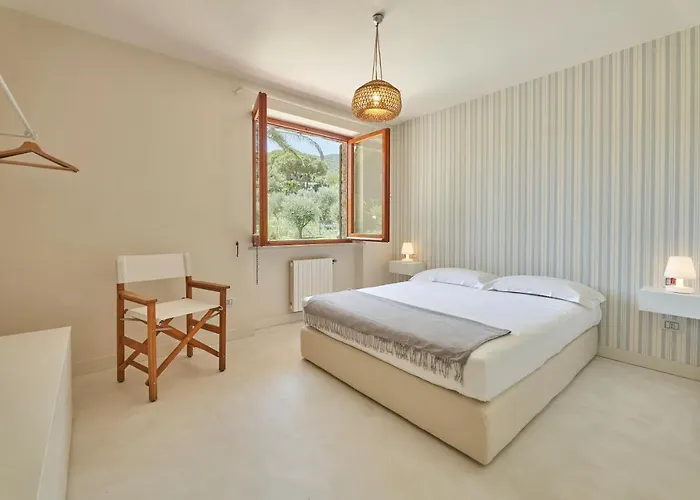 Elle Exclusive Isola D'elba